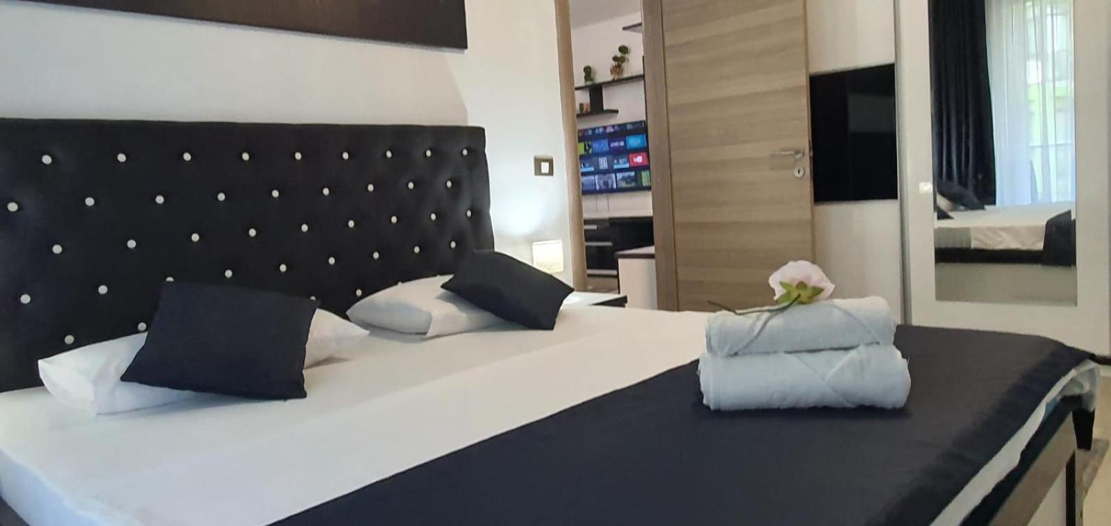 Năvodari Alezzi Resort Luxury Apartament Prima Linie La Mare المظهر الخارجي الصورة