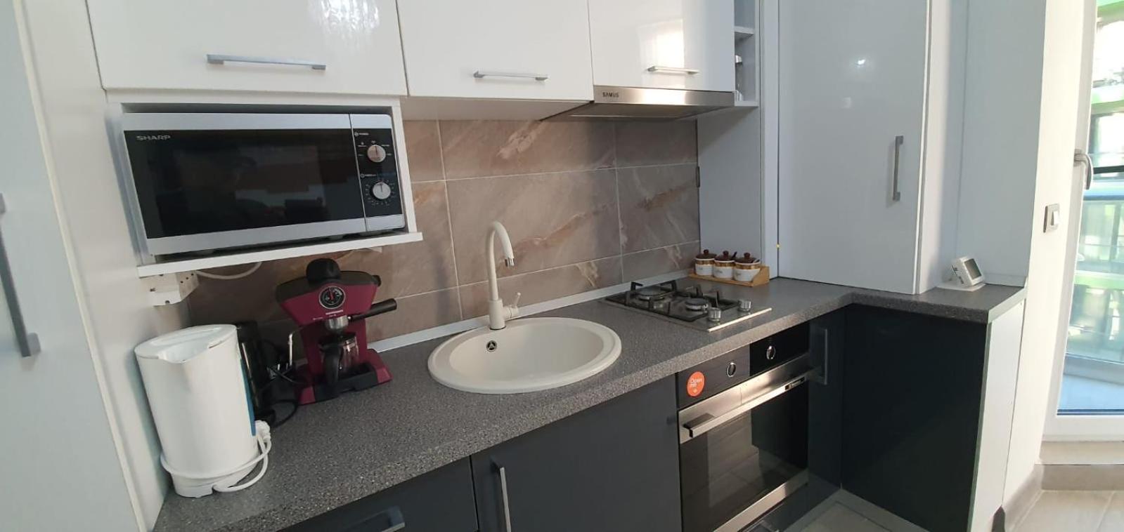 Năvodari Alezzi Resort Luxury Apartament Prima Linie La Mare المظهر الخارجي الصورة